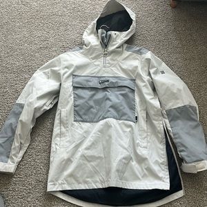 Men’s medium snowboarding jacket